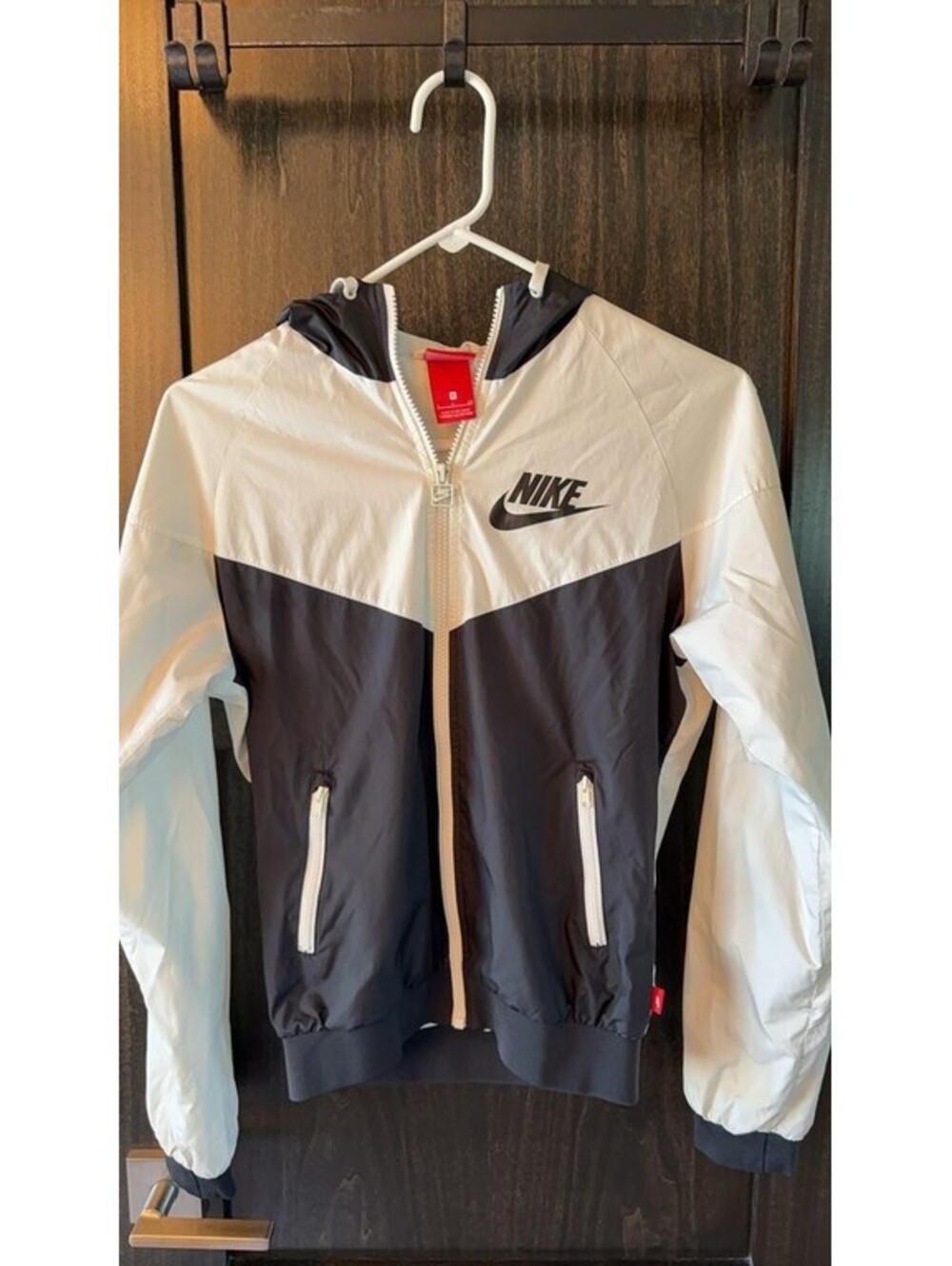 Nike Windbreaker Jacket Black and White Size S 0082